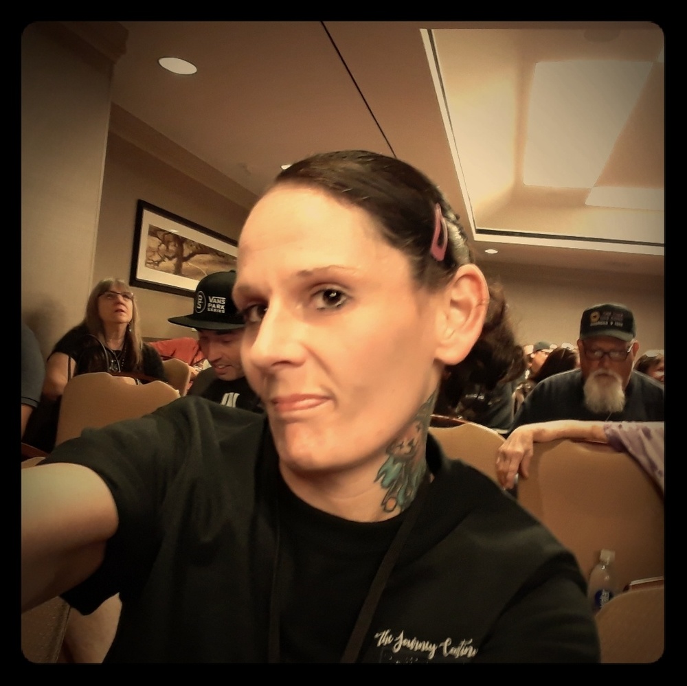 Meet your Posher, Jj